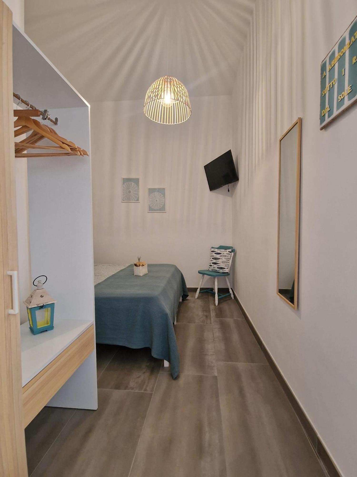 Camere A Oriente II Room And Apartments Torre dell'Orso Kültér fotó